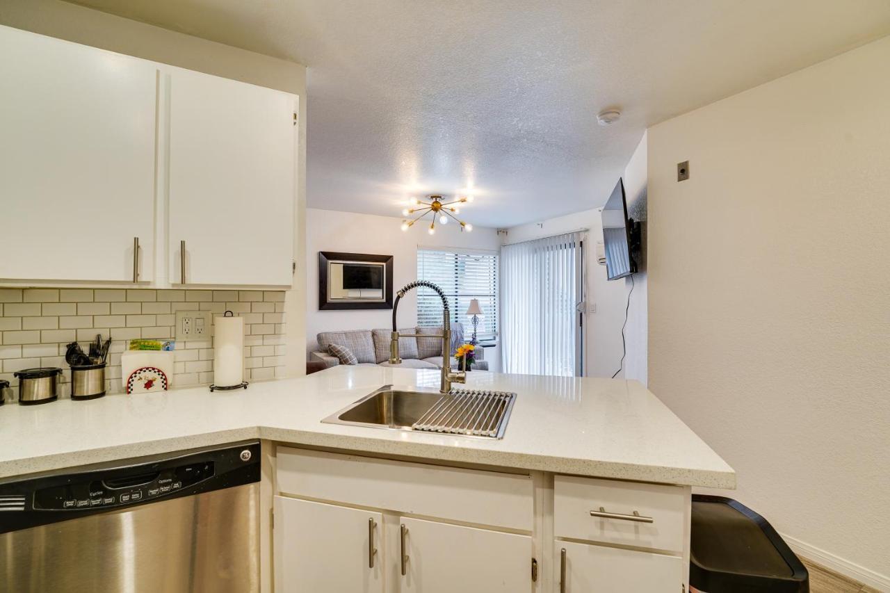 Vacation Rental Near Las Vegas Strip With Pool! Екстериор снимка